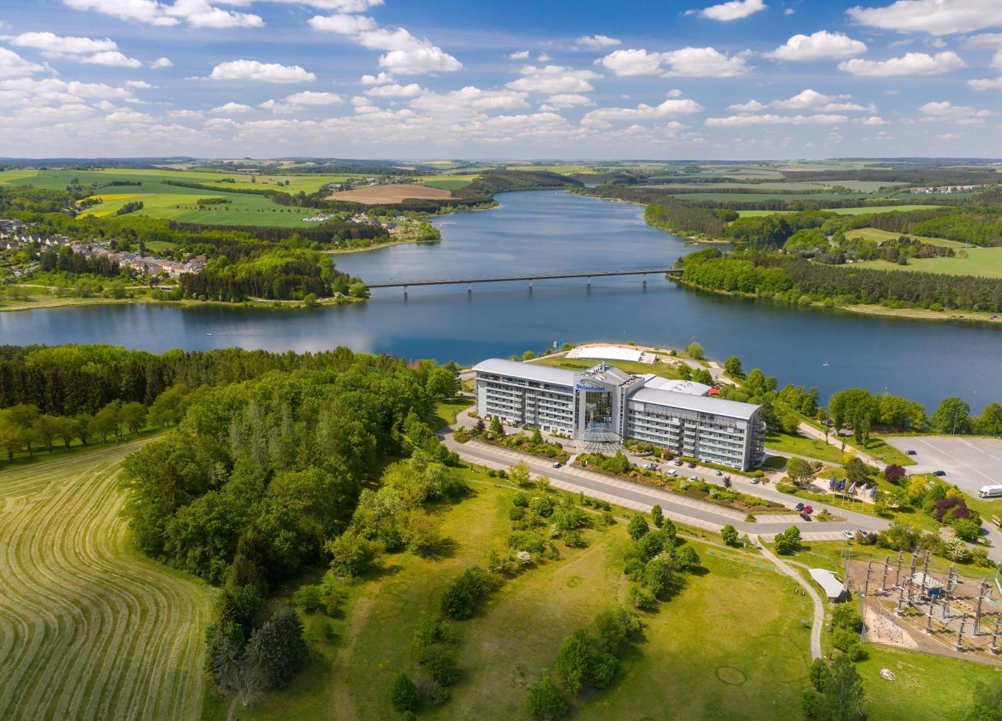 Bio-Seehotel Zeulenroda Екстериор снимка