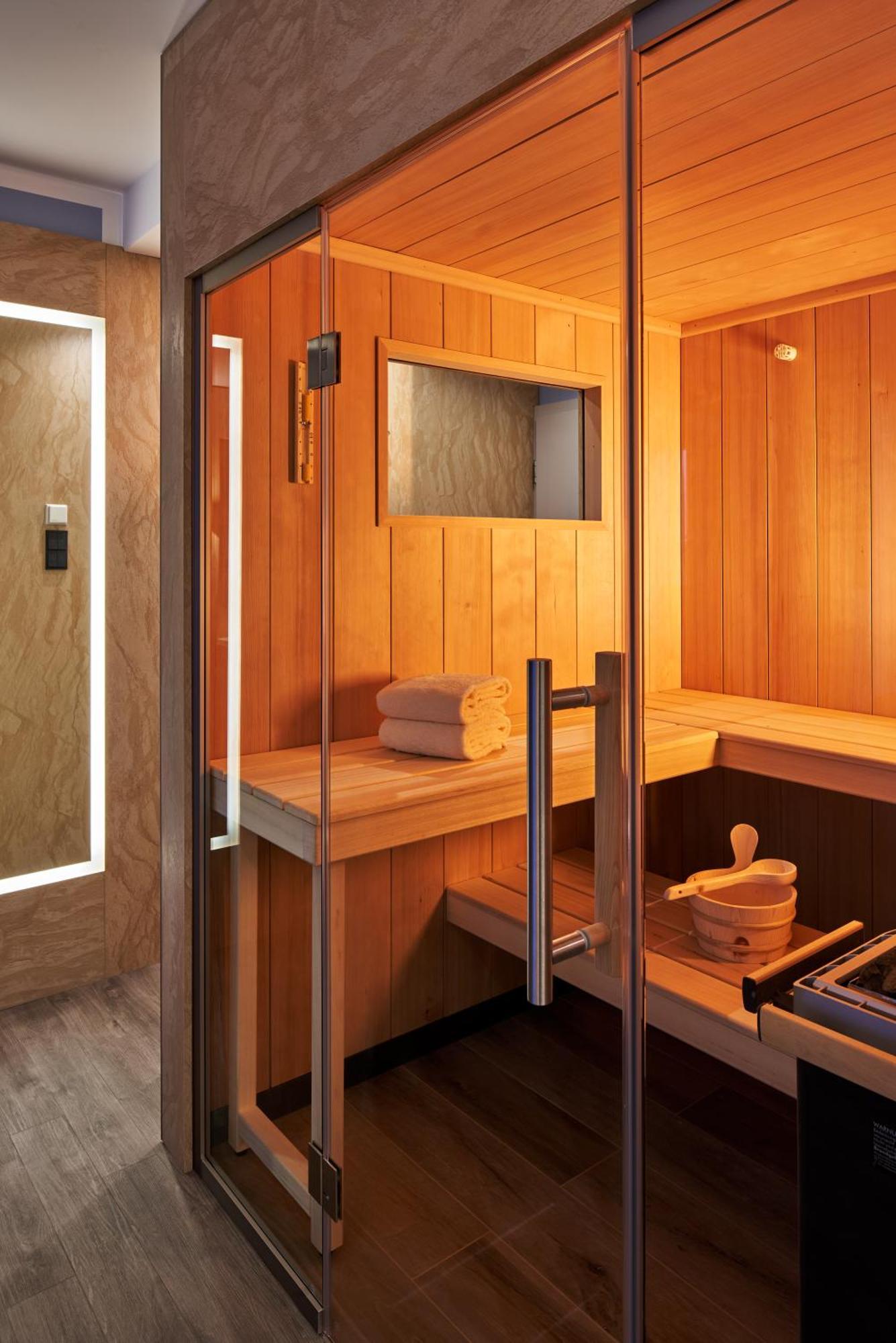 Bio-Seehotel Zeulenroda Екстериор снимка